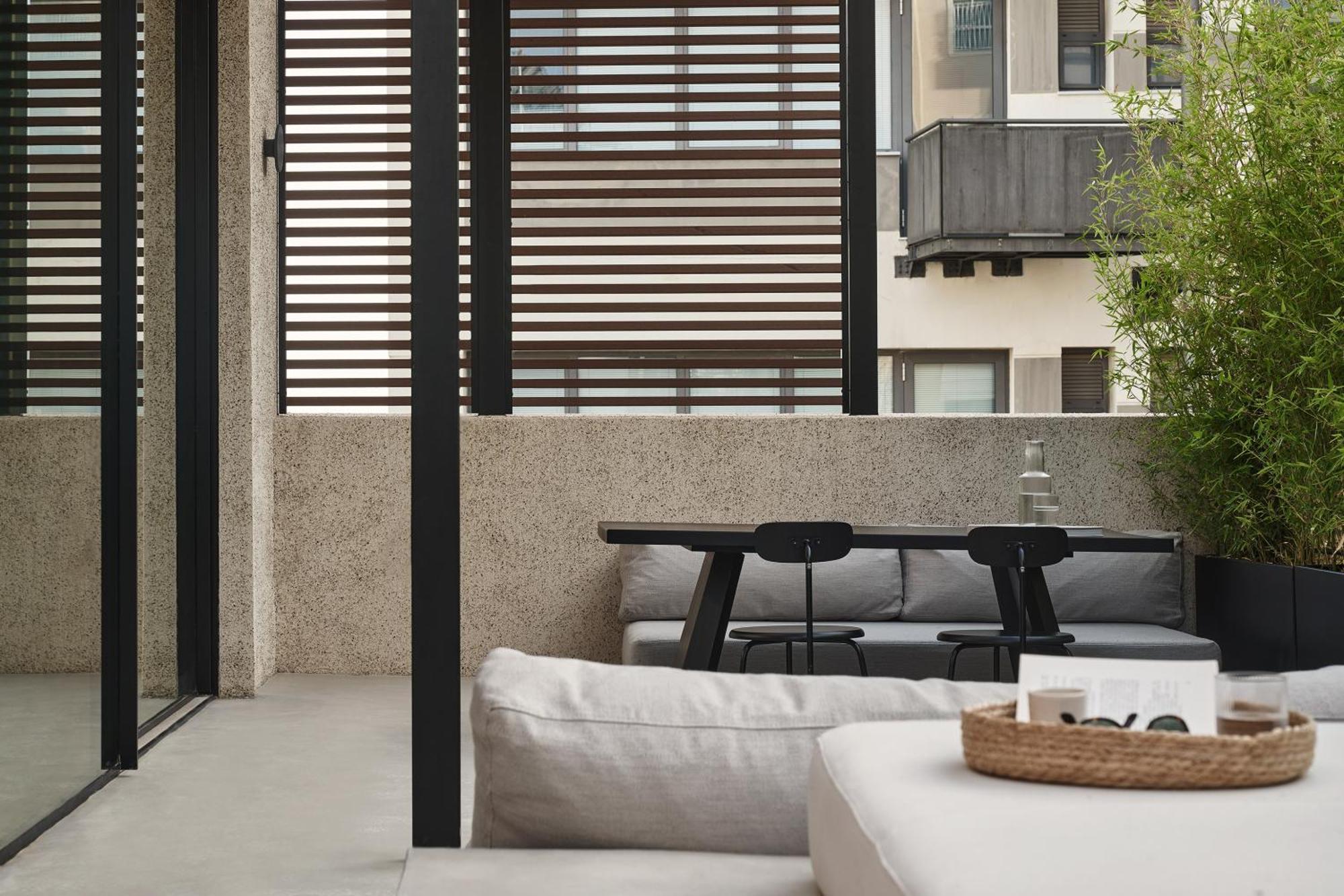 The Newel Psychiko 5*